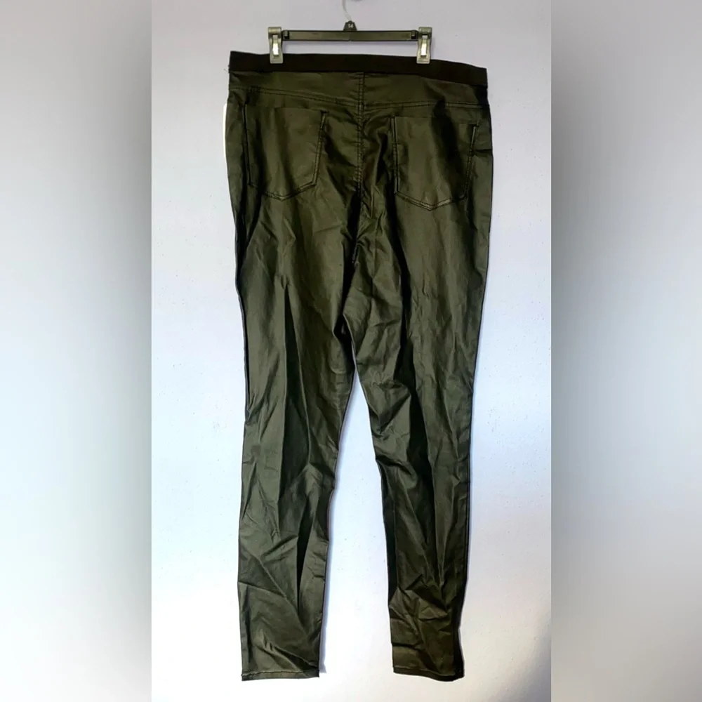 NWT FTF Faux leather legging pants 2X - Picture 8 of 8